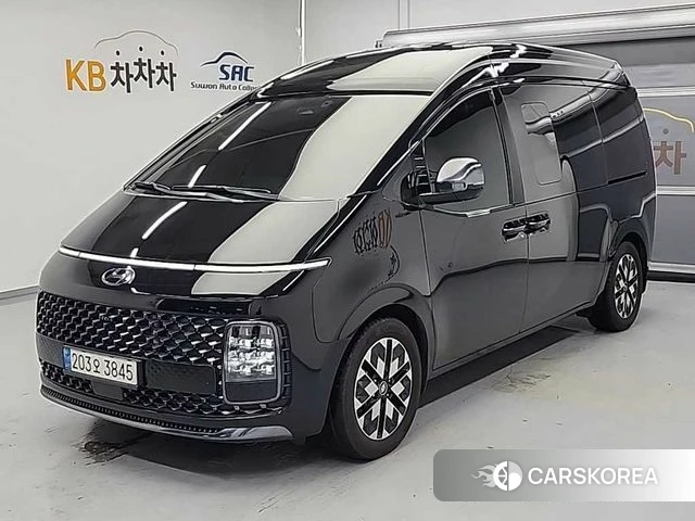 Hyundai Staria 2023 Черный из Кореи