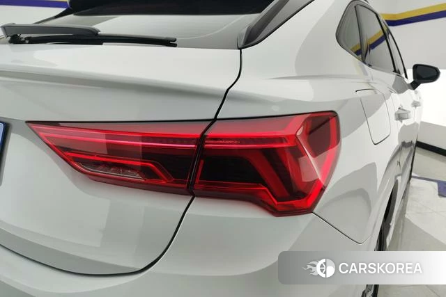 Audi Q3 Sportback 2021 Белый из Китая