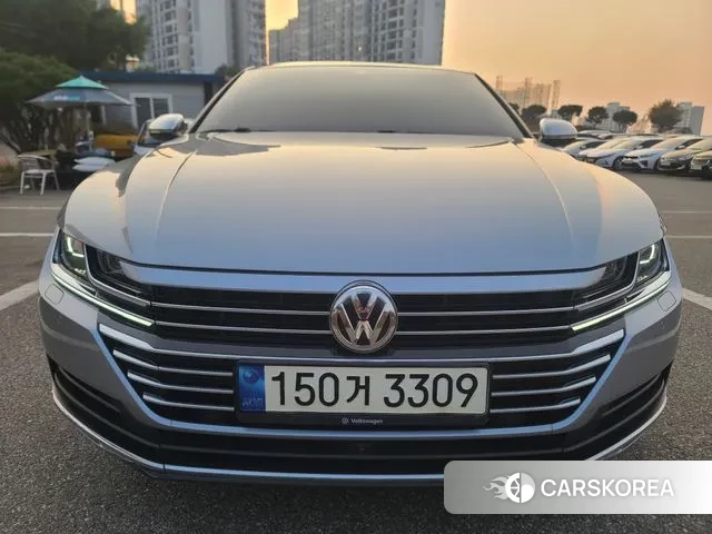 Volkswagen Arteon 2019 Серый из Кореи