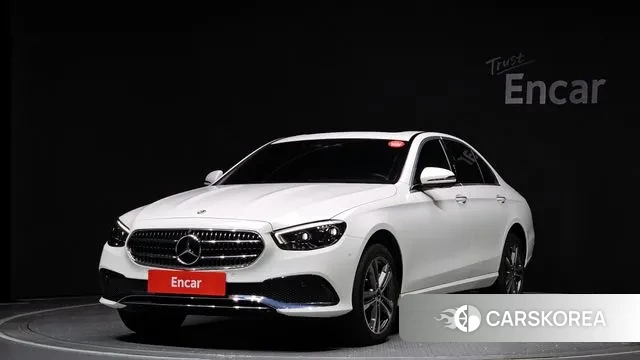 Mercedes-Benz E-Class W213 2021 Белый из Кореи