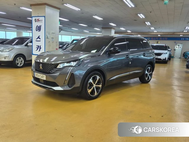 Peugeot 5008 second generation 2021 Серый из Кореи