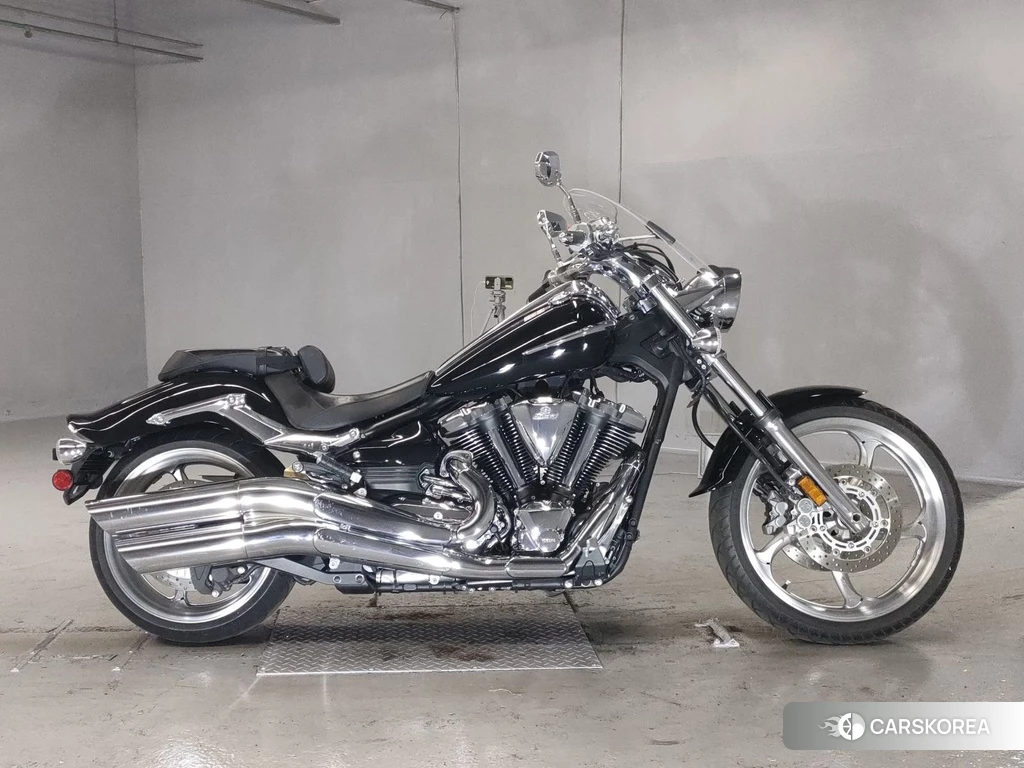 Проданный Yamaha XV1900CU RAIDER id 4067511 из Японии, фото 2