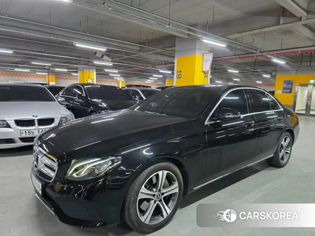 Mercedes-Benz E-Class W213 2018 Черный из Кореи