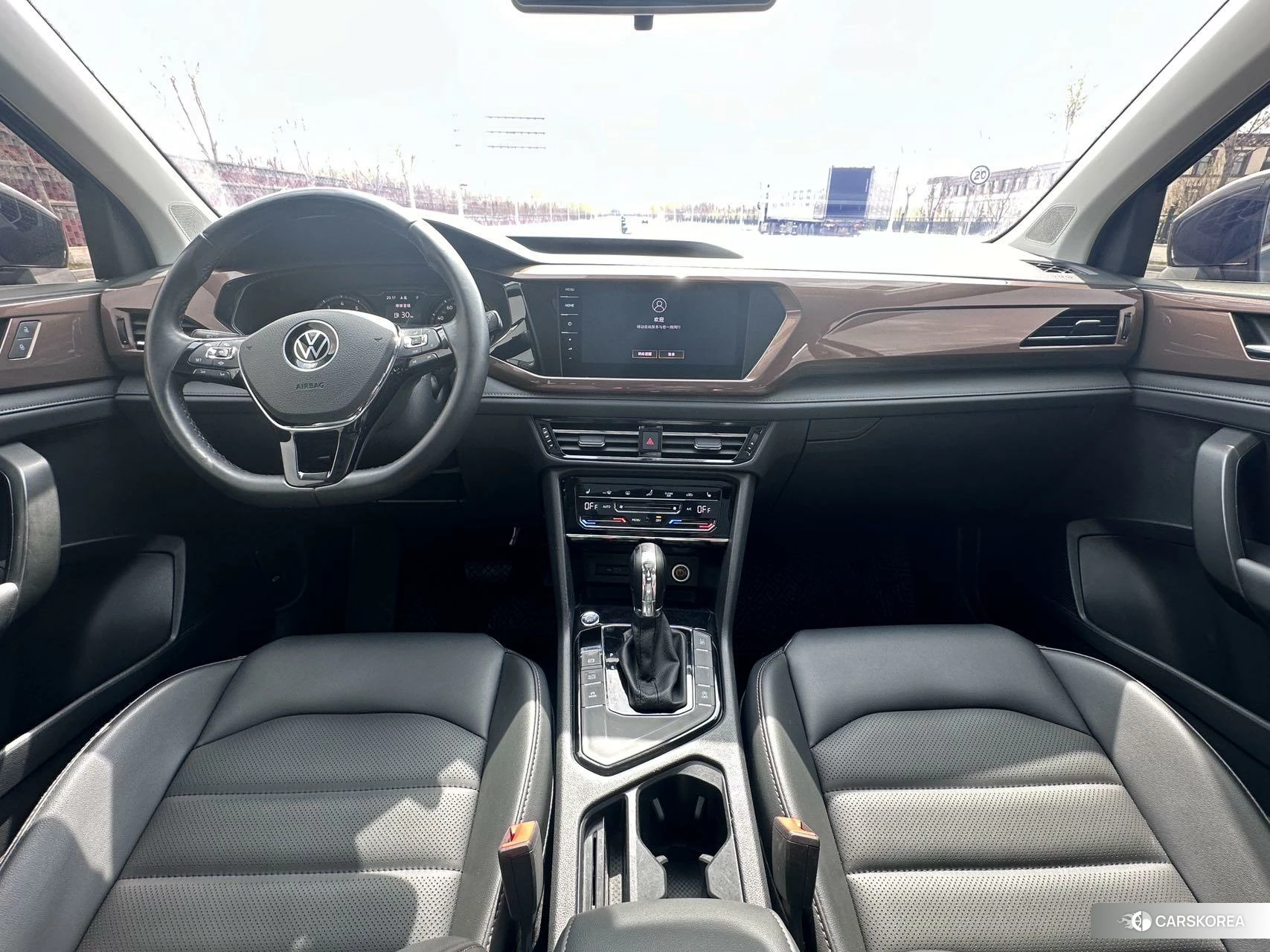 Volkswagen Tuyue 2020 Черный из Китая