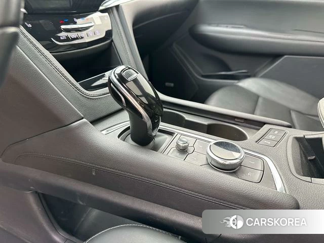 Cadillac XT6 2019 Черный из Китая