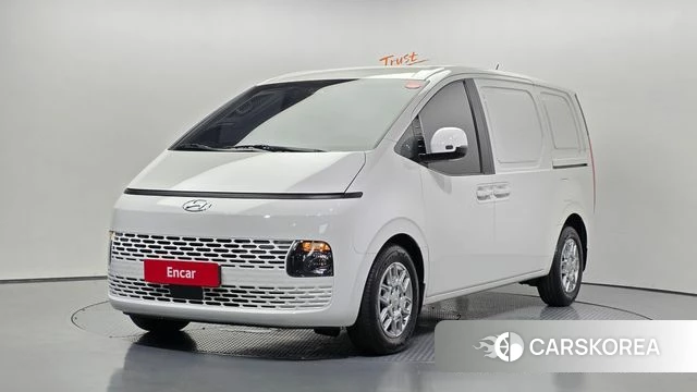 Hyundai Staria 2021 Белый из Кореи