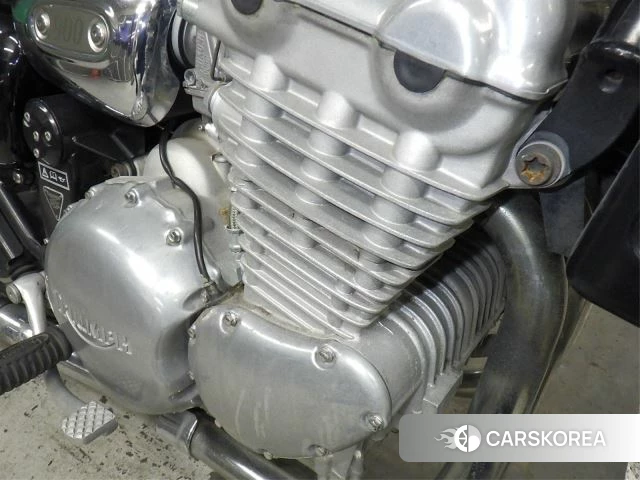 Engine photo