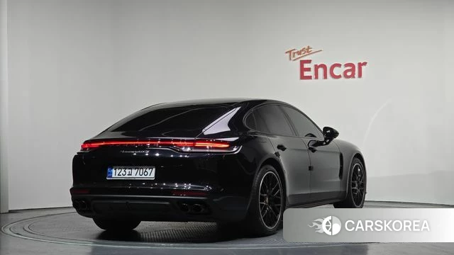 Porsche Panamera (971) 2021 Черный из Кореи