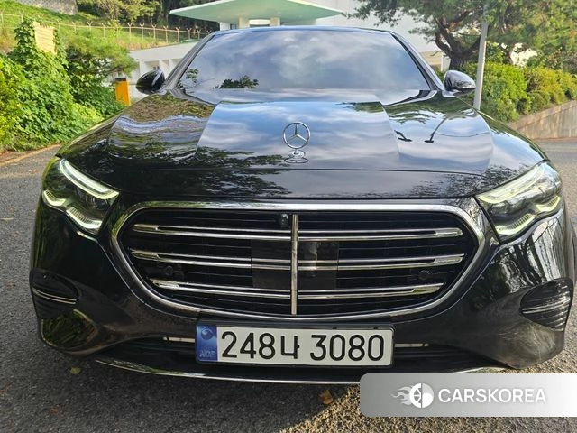 Mercedes-Benz E-Class W214 2024 Черный из Кореи