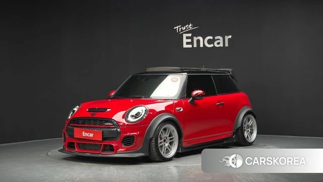 Mini Cooper S 2019 Красный из Кореи