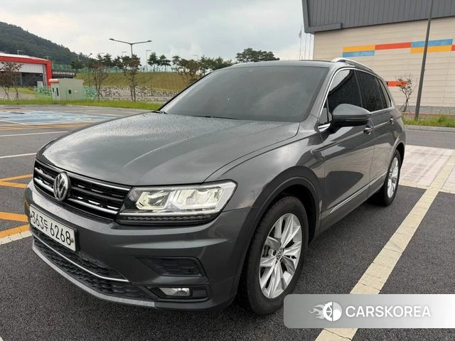 Volkswagen Tiguan Allspace 2020 Серый из Кореи