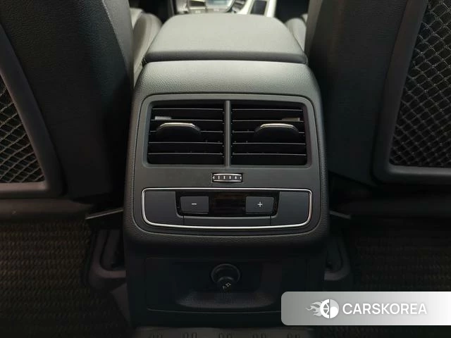 Audi A5 2023 Синий из Китая