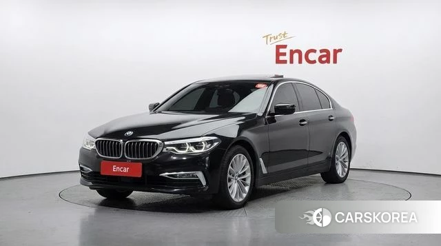 BMW 5 Series (G30) 2019 Черный из Кореи