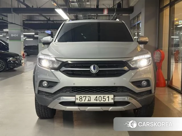 Ssangyong Rexton Sports 2018 Серебряный из Кореи