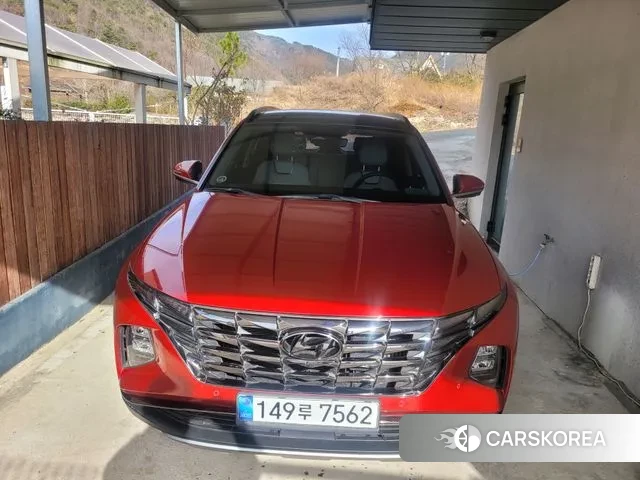 Hyundai Tucson Hybrid (NX4) 2020 Красный из Кореи