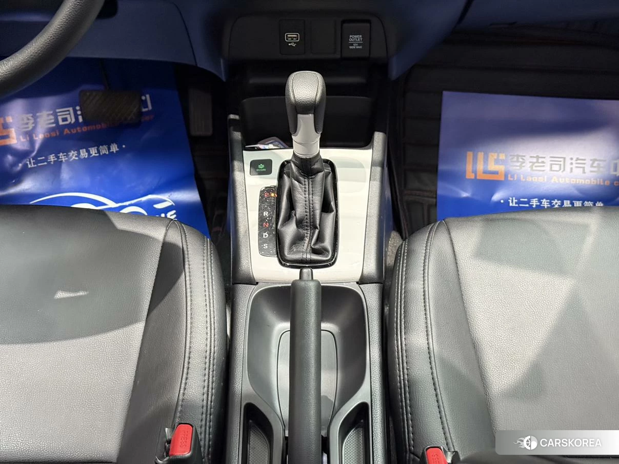 Honda Fit 2020 Белый из Китая