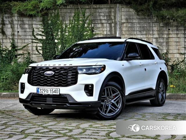 Ford Explorer 6th Generation 2025 Белый из Кореи
