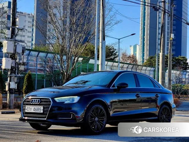 Audi New A3 2018 Черный из Кореи