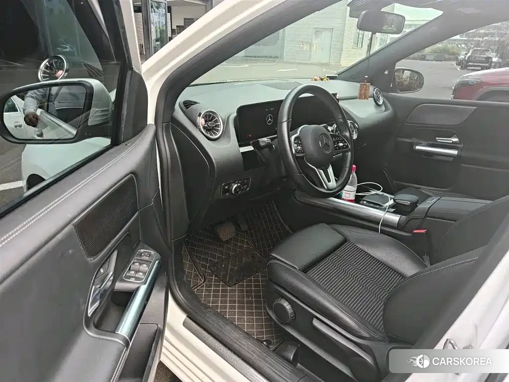 Mercedes-Benz B-class 2021 Белый из Китая