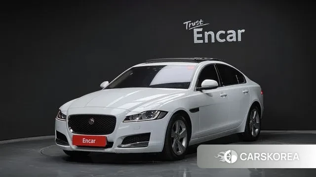 Jaguar XF (X260) 2018 Белый из Кореи