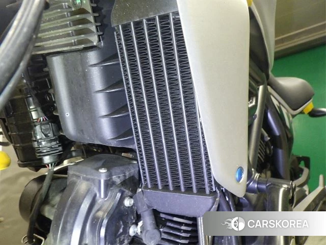 Engine photo