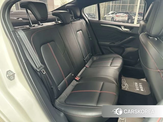 Ford Fox 2022 Белый из Китая