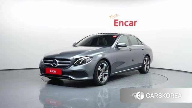 Mercedes-Benz E-Class W213 2019 Серый из Кореи