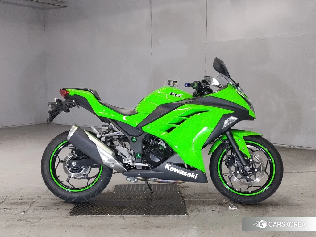 Проданный Kawasaki NINJA 250 2014 из Японии, фото 2