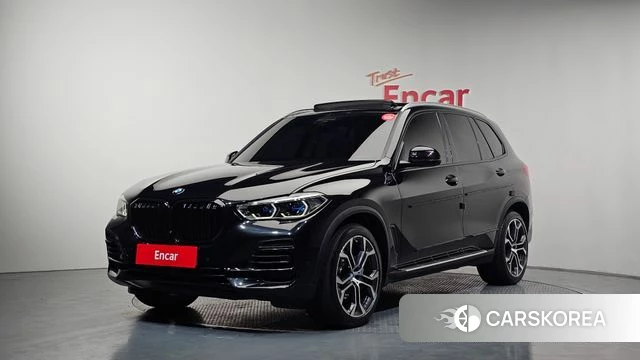 BMW X5 (G05) 2023 Черный из Кореи