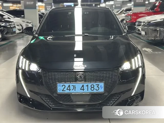 Peugeot e-208 second Generation 2021 Черный из Кореи