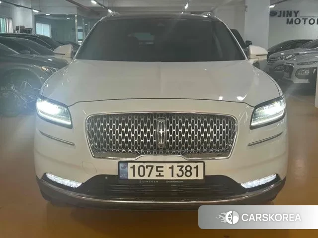 Lincoln Nautilus First generation 2022 Белый из Кореи