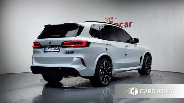 BMW X5M (G05) 2023 Белый из Кореи