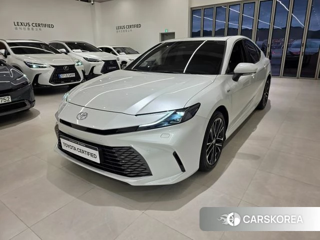Toyota Camry (XV80) 2025 Белый из Кореи