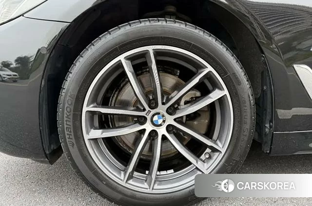 BMW 5 series PHEV 2022 Черный из Китая