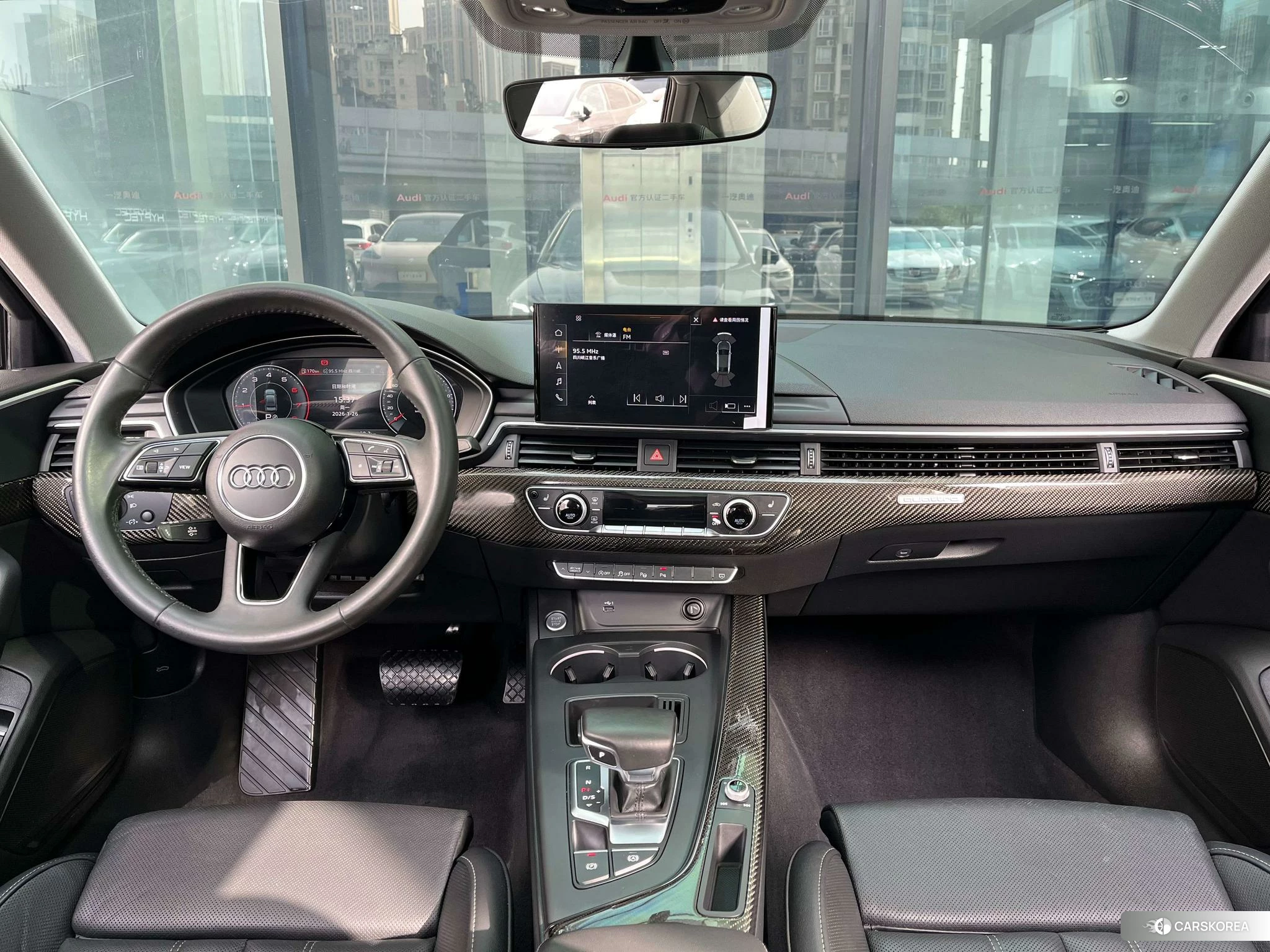 Audi A4L 2020 Темно-серый из Китая