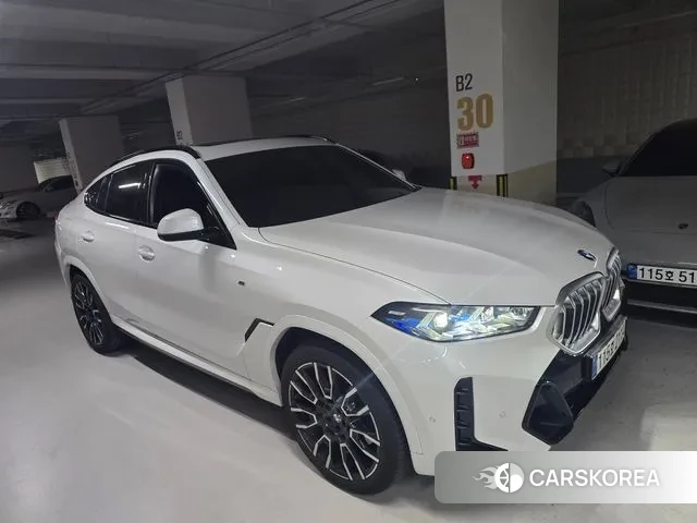 BMW X6 (G06) 2024 Белый из Кореи