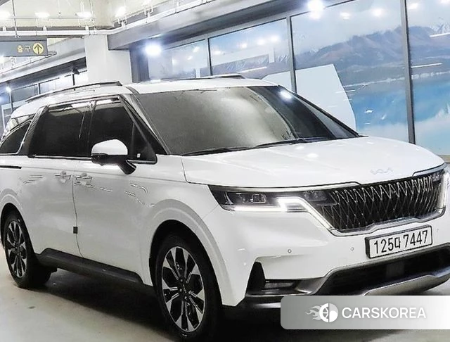 Kia Carnival 4th generation 2022 Белый из Кореи