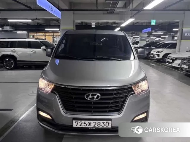 Hyundai The New Grand Starex 2018 Цвет галактики из Кореи