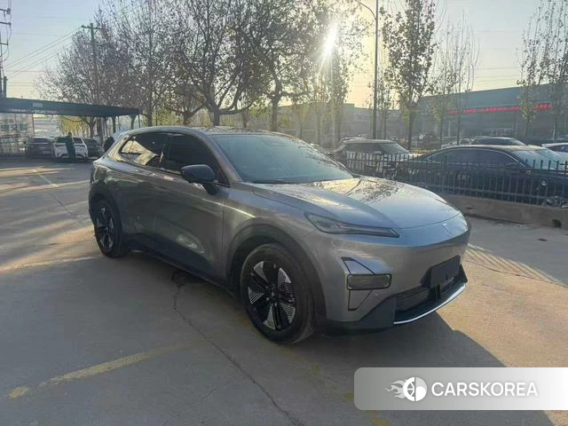 Dark blue car Dark blue S05 2025 Темно-серый из Китая