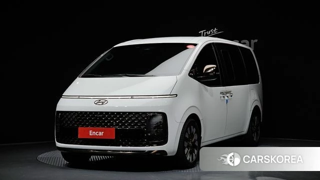 Hyundai Staria 2021 Белый из Кореи