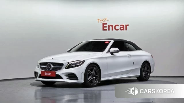 Mercedes-Benz C-Class W205 2019 Белый из Кореи