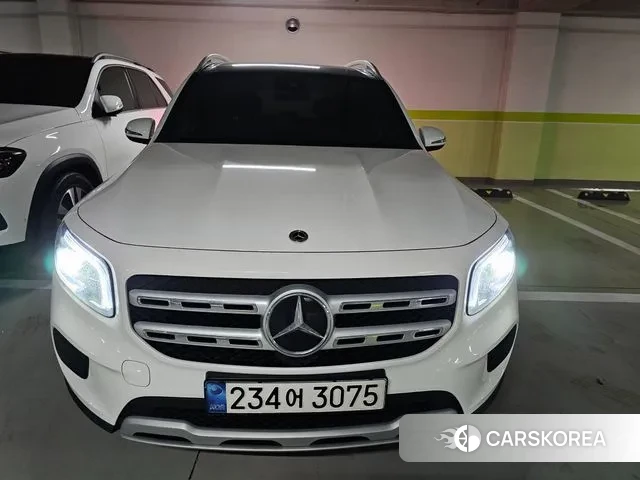 Mercedes-Benz GLB-Class X247 2021 Белый из Кореи