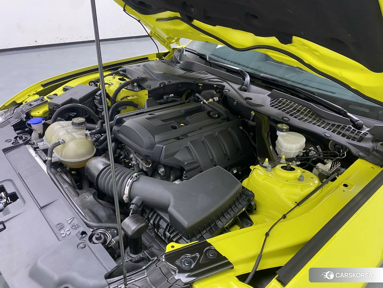 Ford Mustang 2021 Желтый из Китая