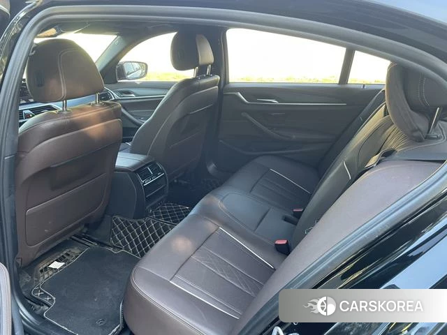 BMW 5 series 2022 Черный из Китая