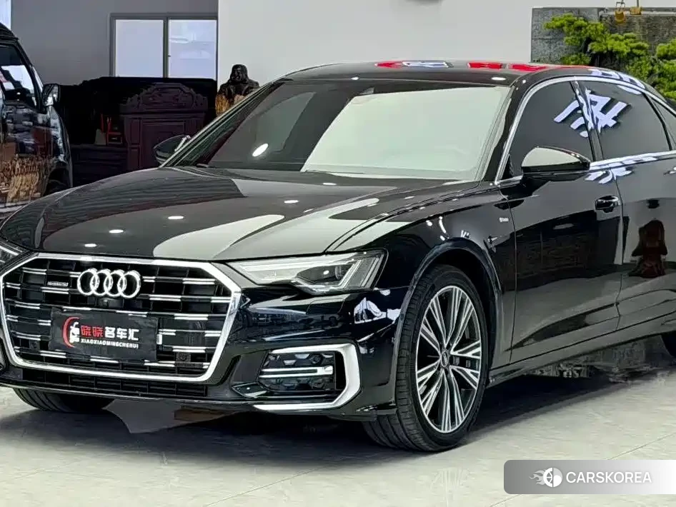 Audi A6L 2023 Черный из Китая