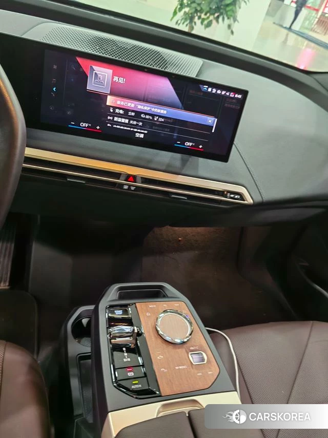 BMW iX 2023 Черный из Китая