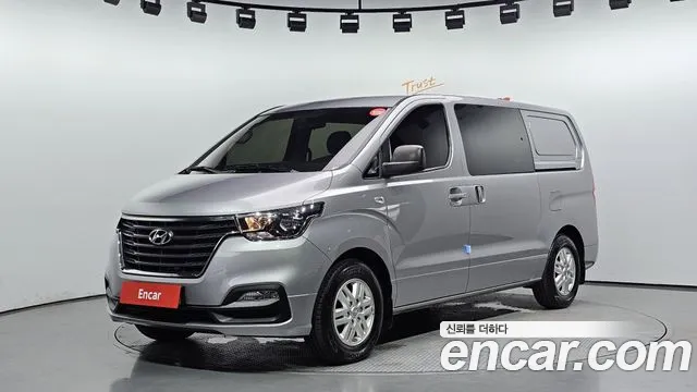 Hyundai The New Grand Starex 2020 Серебристо-серый из Кореи