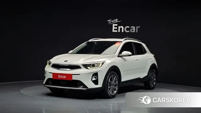Kia Stonic 2018 Белый из Кореи