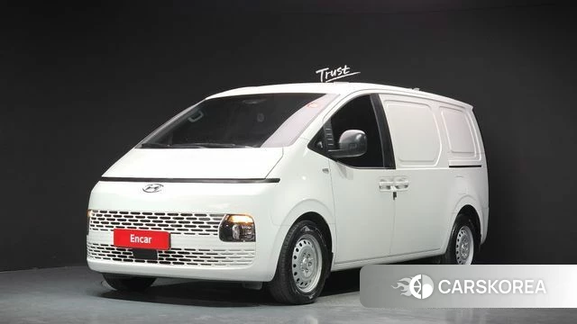 Hyundai Staria 2022 Белый из Кореи