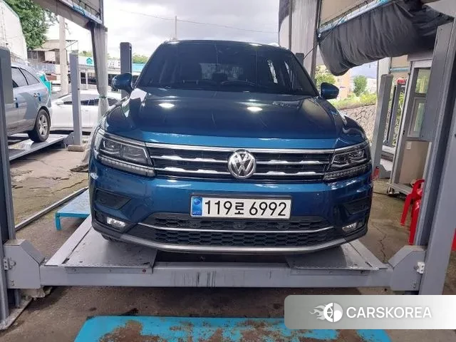 Volkswagen Tiguan Allspace 2020 Синий из Кореи